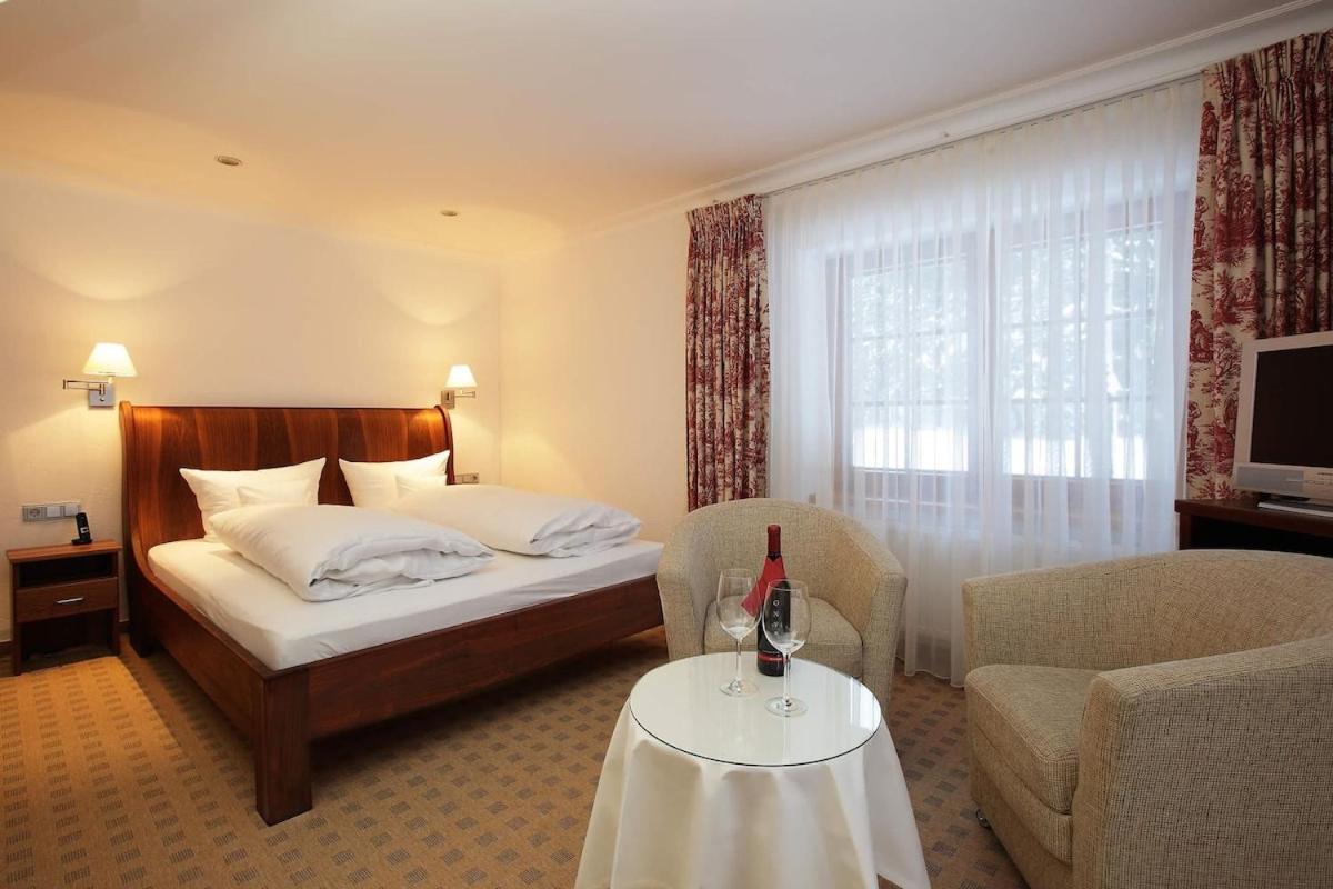 Schwarzwald Lodge Inselklause Schönwalde Extérieur photo