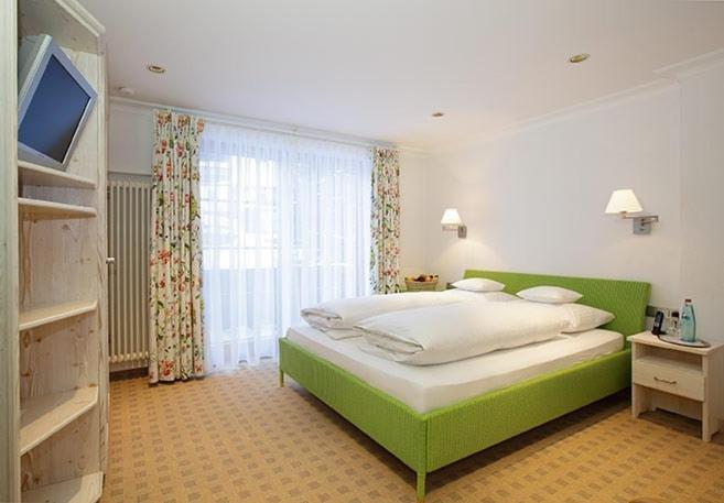 Schwarzwald Lodge Inselklause Schönwalde Extérieur photo
